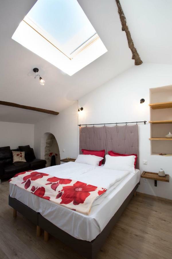 Maison D'Hotes Ventoureso Malemort-du-Comtat Luaran gambar